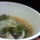 白菜と青梗菜の中華スープ